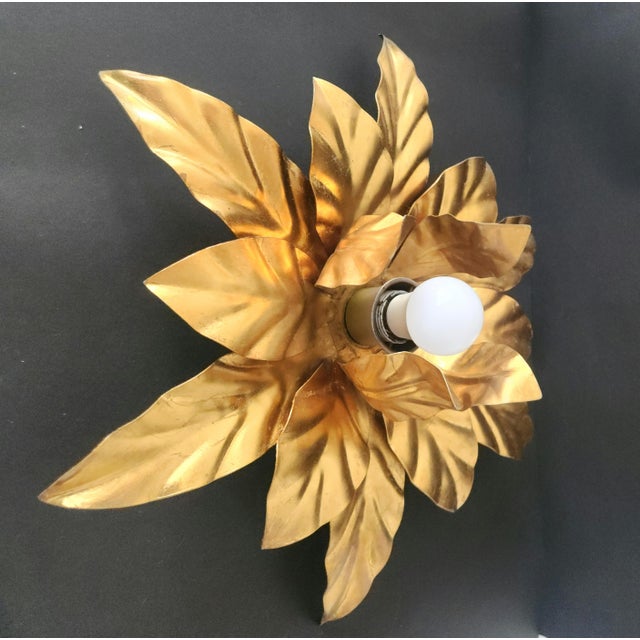 Hollywood Regency Gold-Plated Florentine Floral Wall Lamps from Hans Kögl, Italy, Florence, 1960, Set of 2 For Sale - Image 9 of 17