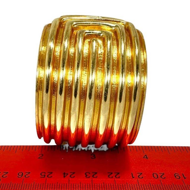 Mid 20th Century Split Front 18K Gold Vintage Tiffany and Co. Hinged Cuff Bracelet 1.75 Inches Wide For Sale - Image 10 of 12