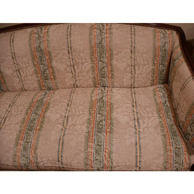 English 1920 Hickory Chair Sheraton Style Mahogany Spring-Seat Pair of Loveseats For Sale - Image 3 of 18