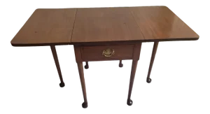 Biggs Kittinger Chippendale Mahogany Small Drop Leaf Table
