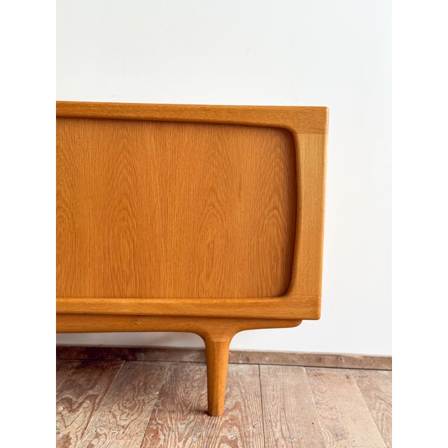 Model 240 Sideboard in Oak Wood by Johannes Andersen for Silkeborg Møbelfabrik, Denmark, 1960s For Sale - Image 9 of 16