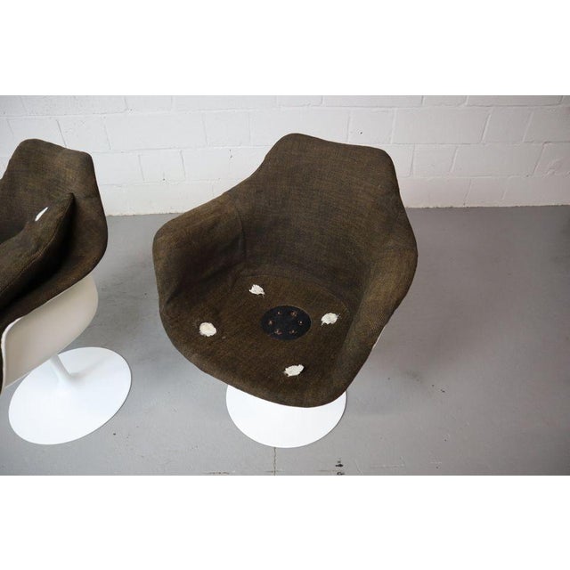 Eero Saarinen Swivel Tulip Armchairs from Knoll International, Set of 4 For Sale - Image 4 of 14