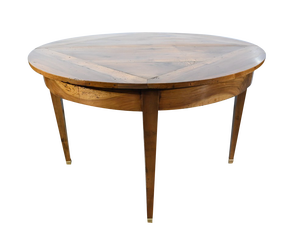 Antique Table in Walnut, 1810