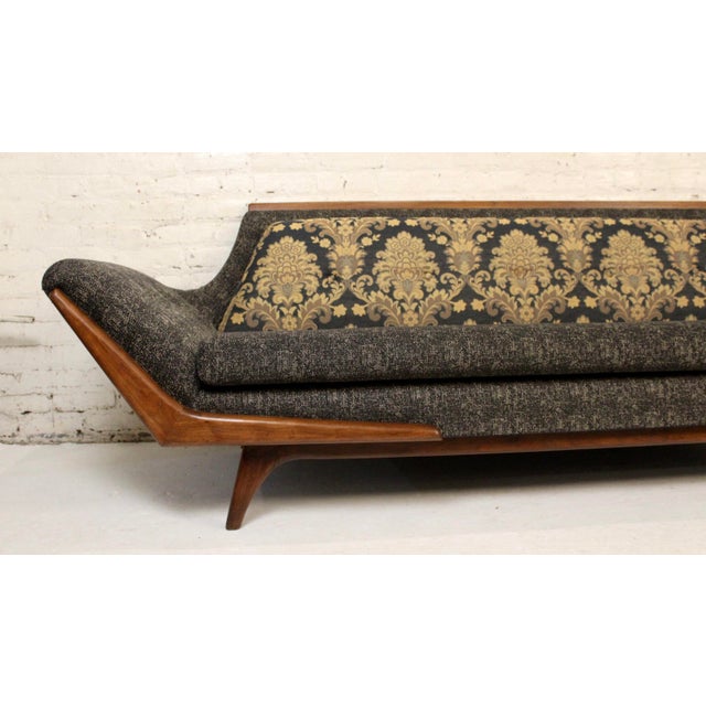 Adrian Pearsall Mid-Century Gondola Sofa Attributed to Adrian Pearsall For Sale - Image 4 of 14