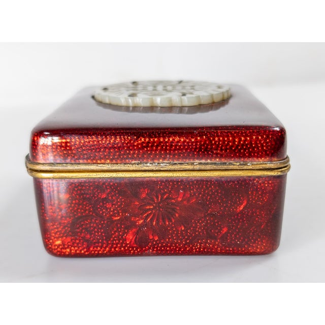 Red Early 20th Century Japanese Red Enamel Box With Chinese Celadon Nephrite Jade Plaque For Sale - Image 8 of 14