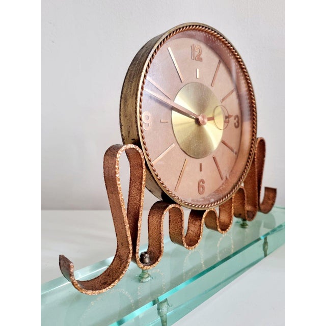 Brown Mid-Century Italian Table Clock in Copper and Glass, Italy, 1950s For Sale - Image 8 of 11