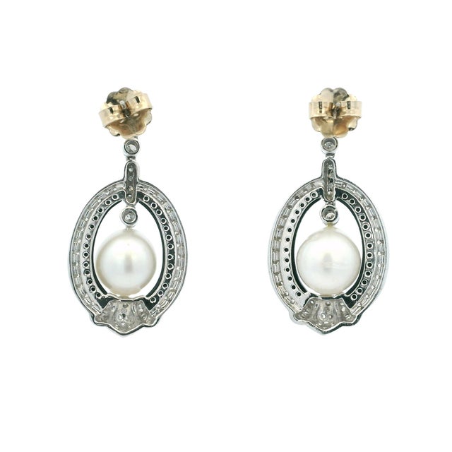 1990s Vintage 18k White Gold South Sea Pearl, Onyx and 5 Carat Diamond Earrings, Pair For Sale - Image 5 of 10