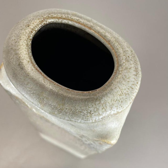 Beige Ceramic Pottery Vase attributed to Heiner Balzar for Steuler, Germany, 1970s For Sale - Image 8 of 18