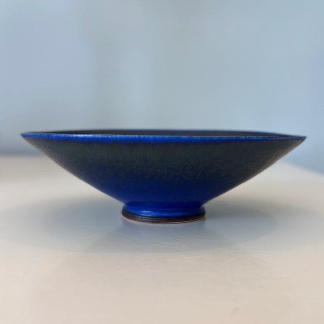 Beautiful miniature stoneware bowl by Swedish artist Berndt Friberg, signed and circa 1950’s.