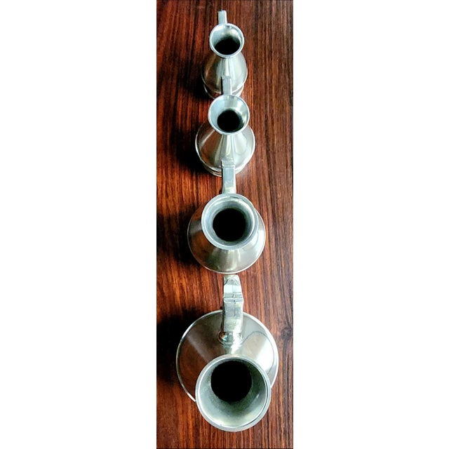 Set of Four Early 20th Century Fine English Polished Pewter Graduated Measuring Jugs For Sale In Los Angeles - Image 6 of 13