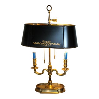 Wildwood Vintage Brass Bouillotte Style Two-Light Table Lamp With Black Tole Shade and Gilt Decoration For Sale