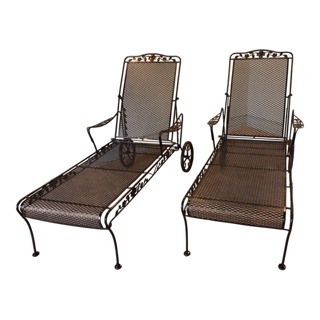 Sam Blount Company Wrought Iron Floral Chaise Loungers — Vintage Pair For Sale