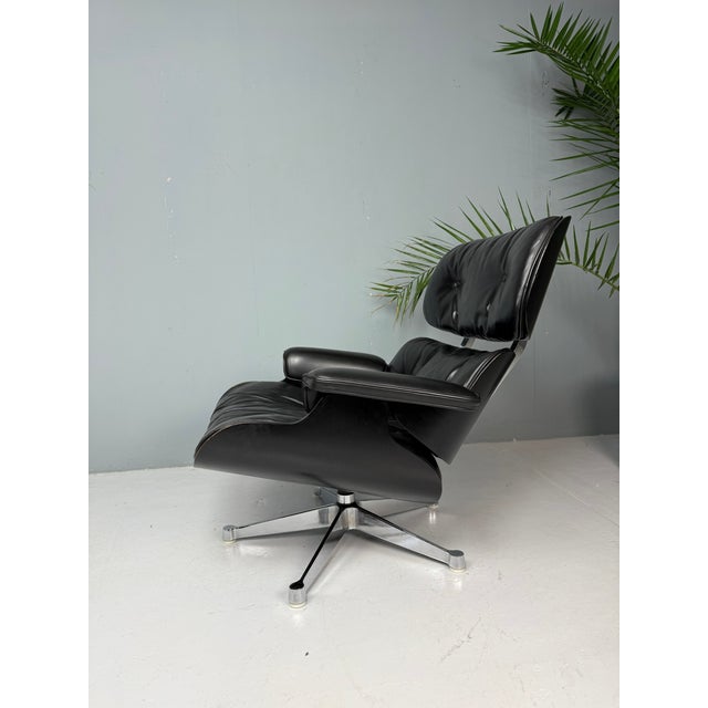 Herman Miller Vintage Lounge Chair by Eames for Herman Miller, 1970s For Sale - Image 4 of 18