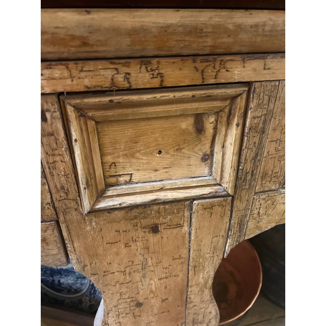 1800’s Pine Vaisselier Cupboard With Pot Shelf For Sale In Dallas - Image 6 of 13
