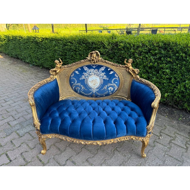 1940s 1940 French Louis XVI Gold Beech Blue Velvet Settee For Sale - Image 5 of 18