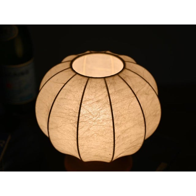 Mid-Century Cocoon Table Lamp with Oak Wood Base attributed to Achille Castiglioni for Flos, Italy, 1960s For Sale - Image 3 of 16