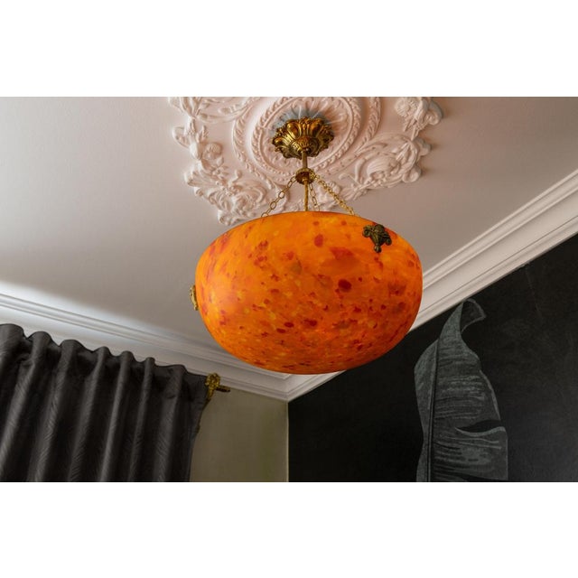 French Art Deco Mottled Orange Glass & Brass Pendant Light, 1930s For Sale - Image 4 of 18