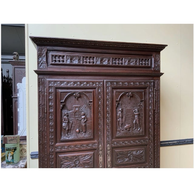 Antique Wardrobe in Chestnut, 1880 For Sale - Image 9 of 11