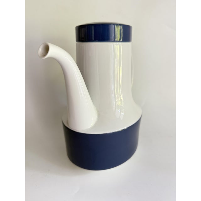 Rosenthal Composition Blue Coffee Pot by Tapio Wirkkala for Rosenthal Studio Line, Germany, 1985 For Sale - Image 4 of 5