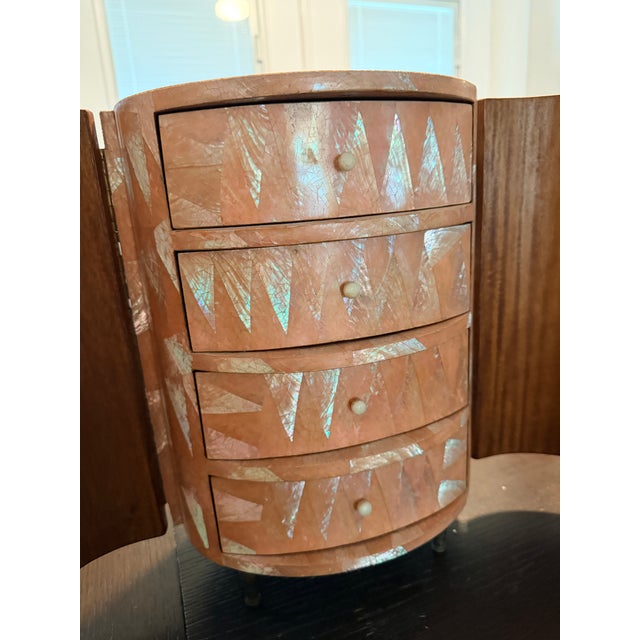 Shell Vintage R&y Augousti Paris Jewelry Cabinet – Mother-of-Pearl Inlay, 4 Drawers For Sale - Image 7 of 9