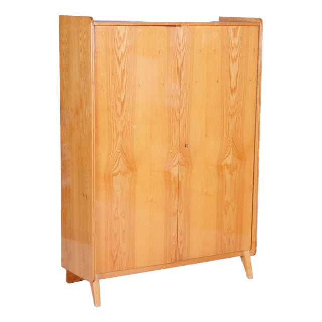 Mid-Century Modern Wardrobe in Ash by Tatra Pravenec, Czech, 1950s For Sale