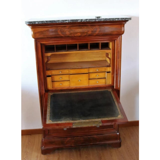 French Secretaire, 1800s For Sale - Image 4 of 11