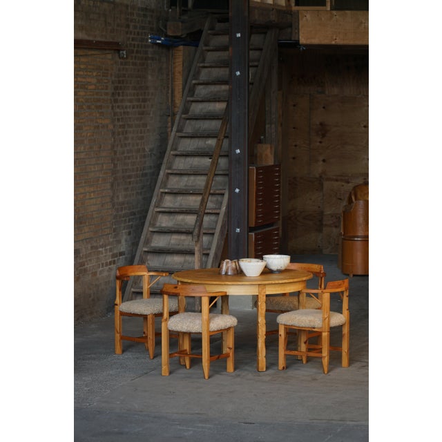 Mid-Century Modern Round Oak Dining Table with Three Extensions, 1960s For Sale - Image 3 of 18