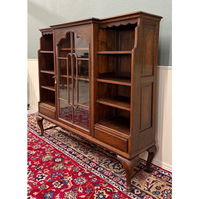 Antique English Bookcase Bookshelf Cabinet Glass Oak Queen Anne Legs 1920s-30s For Sale In Dallas - Image 6 of 18