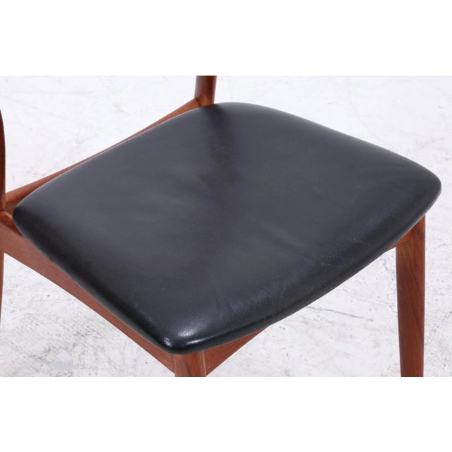 Wood Mid-Century Danish Leather and Teak Chairs by R. Borregaard for Viborg, Set of 4 For Sale - Image 7 of 11