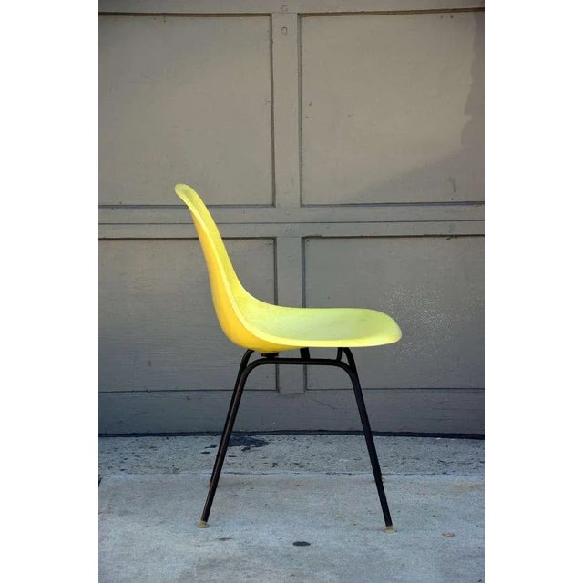1960s Vintage Eames Chairs by Herman Miller - Set of 4 For Sale In Los Angeles - Image 6 of 11
