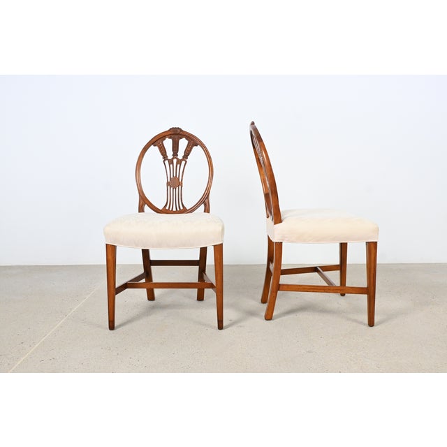 Wood Elegant Set of Six Hepplewhite-Style Carved Dining Chairs With Oval Backrests For Sale - Image 7 of 16