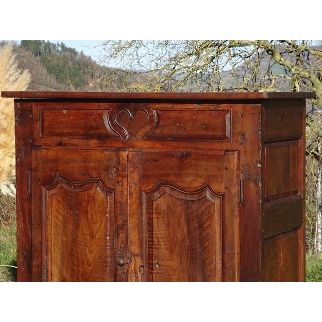 Antique 18th Century Walnut Wedding Buffet For Sale - Image 5 of 18