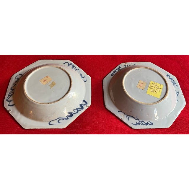Antique 18th Century Blue & White Delft Chinoiserie Octagonal Soup Plates in the Chinese Export Style Circa 1750 - A Pair For Sale - Image 9 of 15
