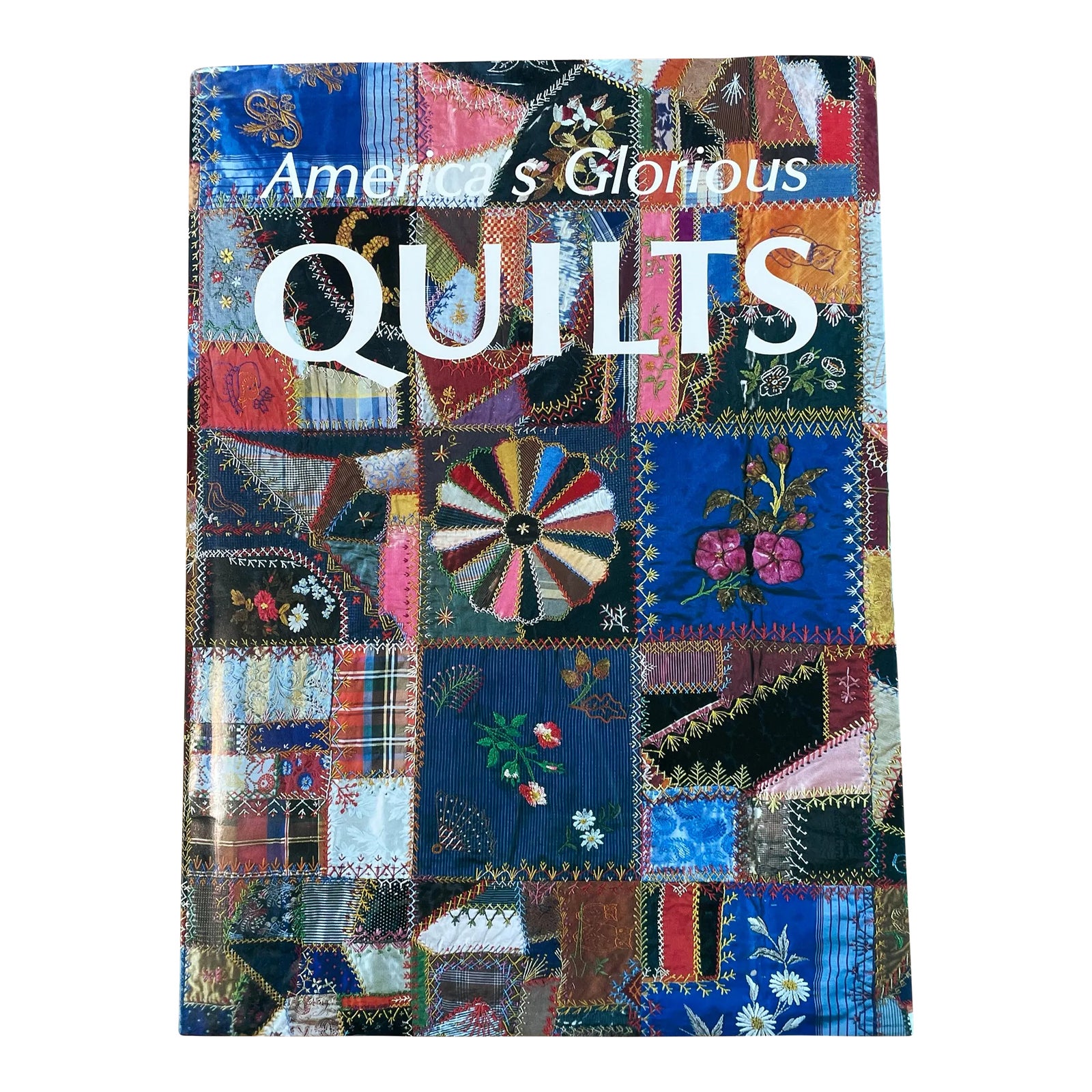 1980s Americas Glorious Quilts Large Coffee Table Book | Chairish