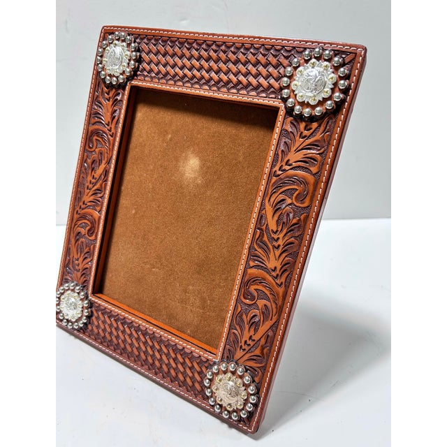 Rustic 1980s Southwestern Tooled Leather Picture Frame With Concho Accents, Holds 5x7 Photo For Sale - Image 3 of 12