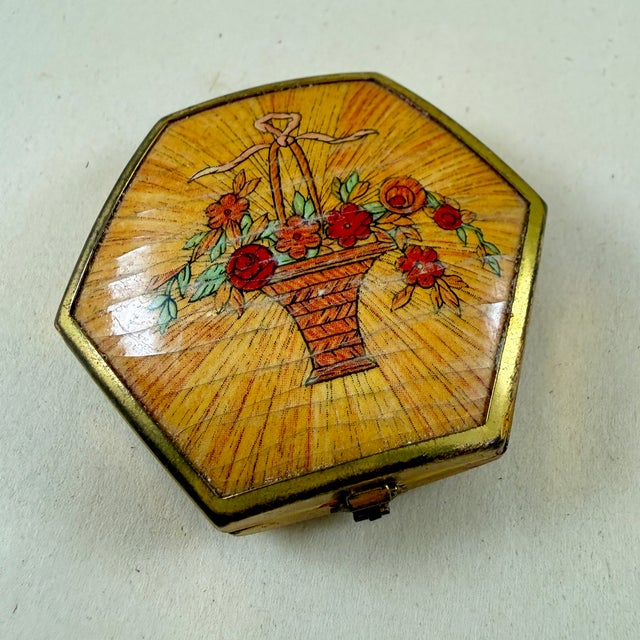 1930s Art Deco Houbigant Paris Floral Basket Motif Triple Folding Compact For Sale - Image 12 of 14