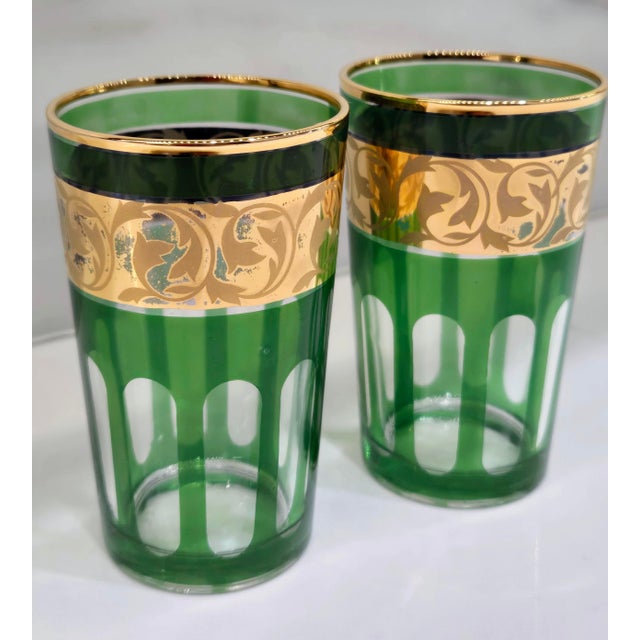 Vintage French VMC Reims Emerald Green & Gold Floral Highball Glasses, Pair For Sale - Image 4 of 7