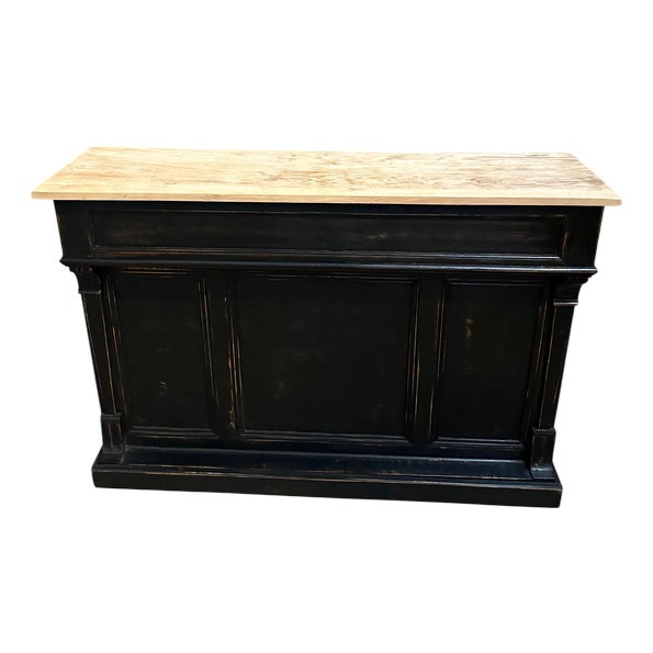 Early 20th Century Oak Bar Counter For Sale