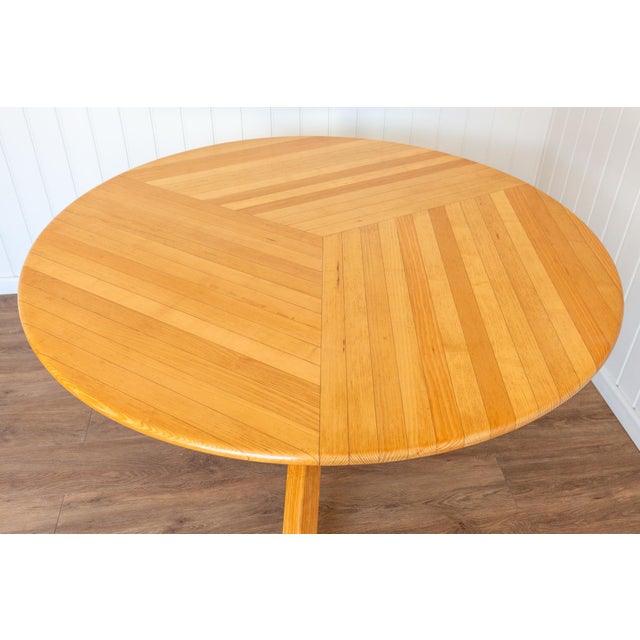 Cream Italian Modern Dining Table by Gigi Sabadin For Sale - Image 8 of 18