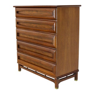 1970s Mid-Century Modern Thick Carved Solid Walnut Panels Design 5-Drawer High Chest Dresser For Sale