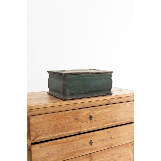 Green 19th Century Pine Painted Swedish Box For Sale - Image 8 of 11