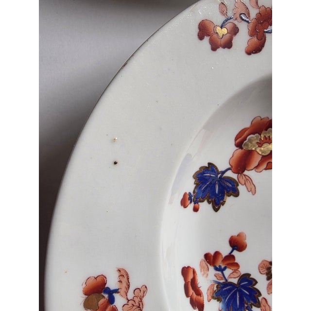 Beautiful rare Imari Style antique Chamberlains Worcester Regent China bowls from the mid to early 19th C.