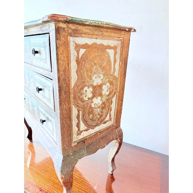 19th Century 19th Century Italian Florentine Miniature Painted Chest of Drawers For Sale - Image 5 of 10