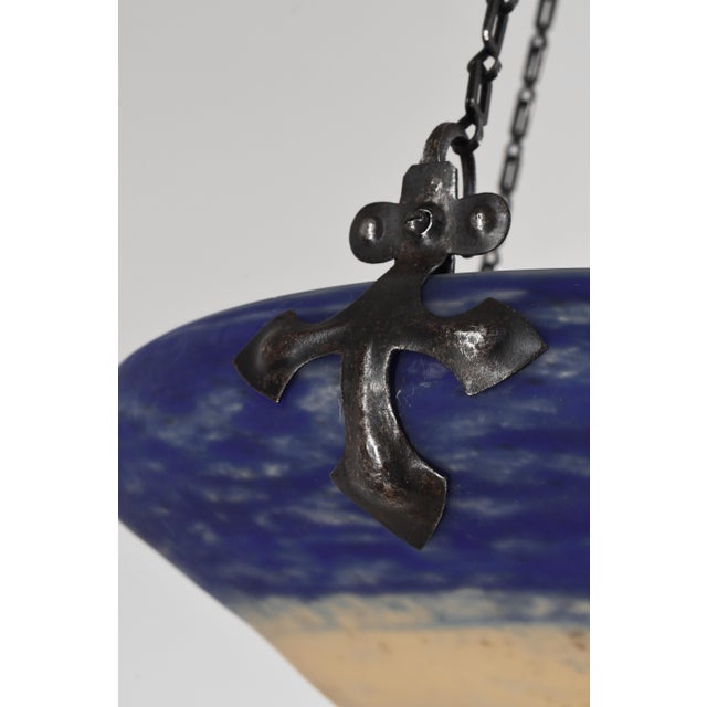 Daum & Majorelle French Art Deco Pendant Light Chandelier 1920s - Mottled Glass & Wrought Iron For Sale - Image 10 of 15