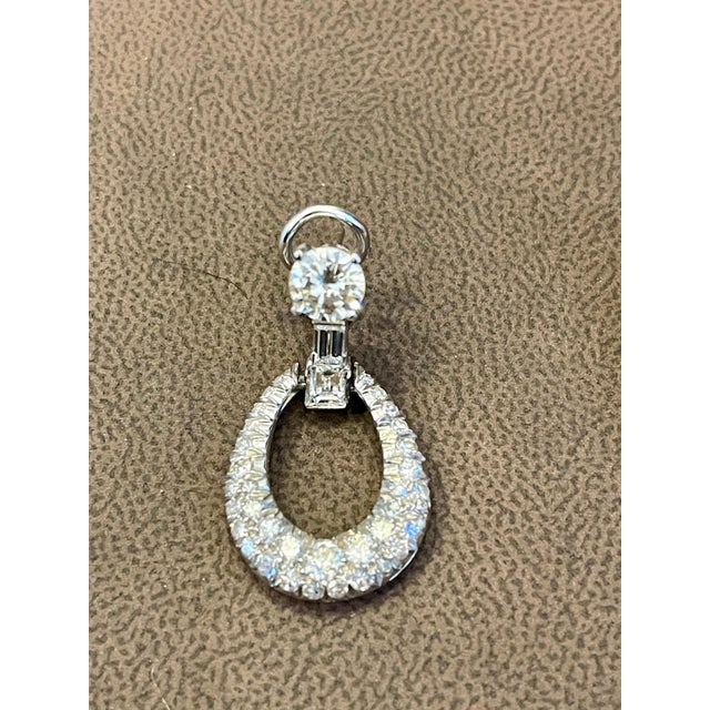 1950s 7 Ct Diamond Drop Cocktail Earrings Platinum with 2 Ct Solitaire Diamond For Sale - Image 9 of 18