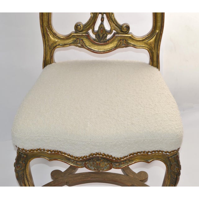Mid 20th Century Hand-Carved Rococo Louis XV Giltwood Side Chair Bouclé Upholstery Cabriole Legs For Sale - Image 13 of 15