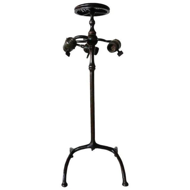 1910s American Tiffany Studios Bronze Root Leg Three-Light Table Lamp Base For Sale - Image 5 of 13