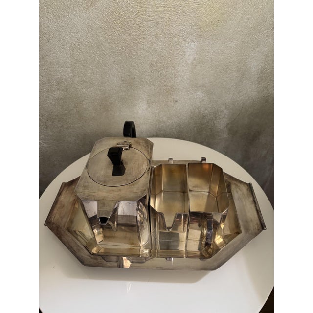 Art Deco Silver-Plated Copper Cube Tea Service from John Round & Son Sheffield, England, 1930s, Set of 3 For Sale - Image 11 of 12
