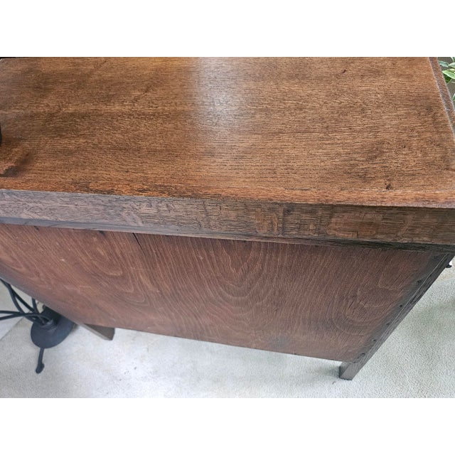 1910s American Golden Oak Three-Drawer Chest/Dresser For Sale - Image 11 of 11