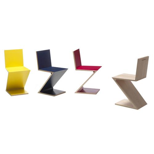 Mid-Century Modern Zig Zag Chair by Gerrit Rietveld for Cassina, For Sale - Image 15 of 18